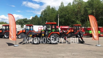 Фронтальный погрузчик ST FEL-500KS (челюстной)
